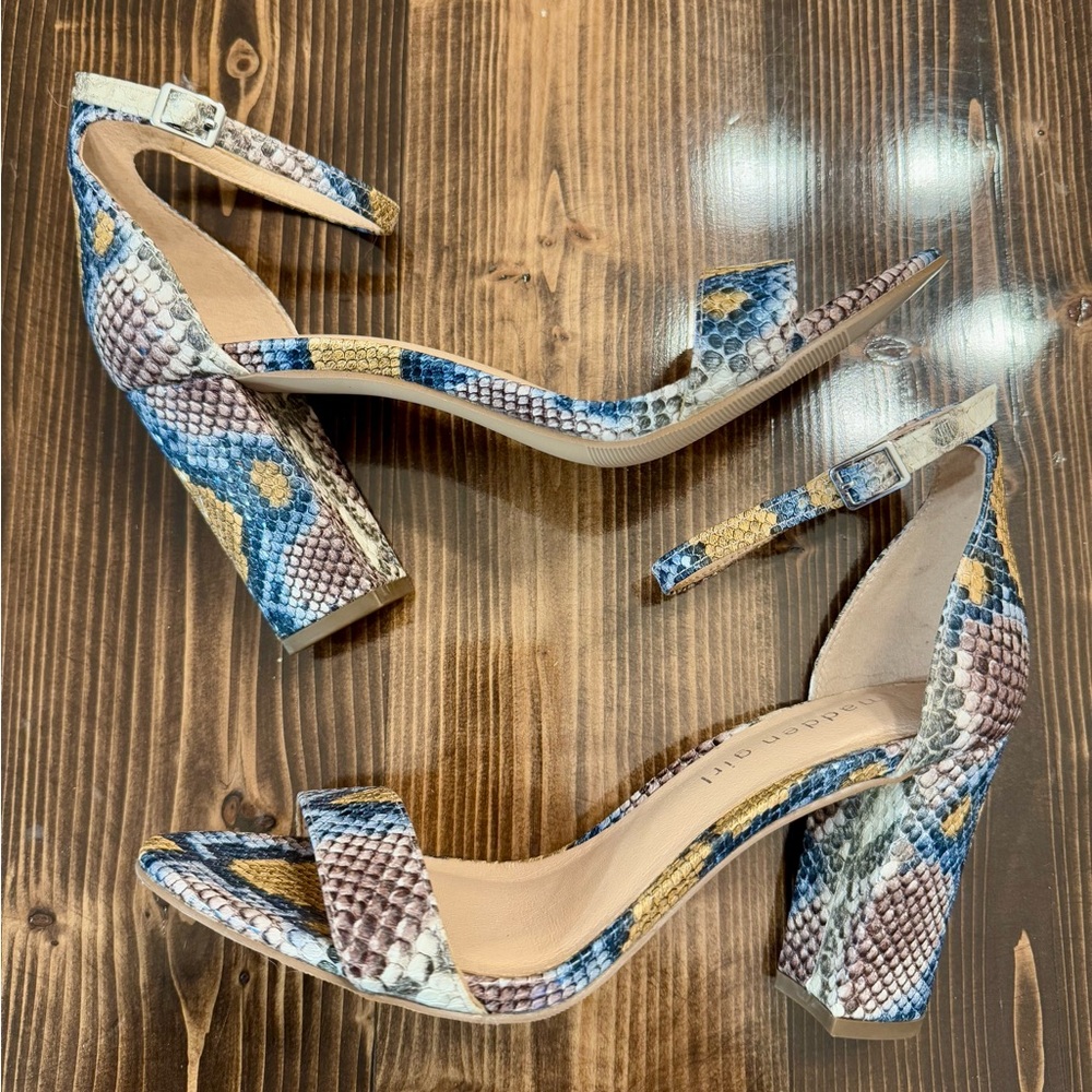NWOB Madden Girl‎ Beella Blue and Brown Snakeskin Heels